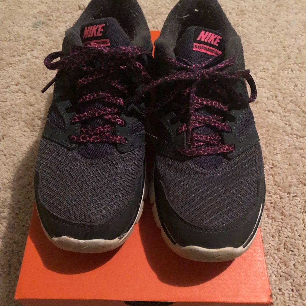 Nike Flex Experience RN3 Women’s Size 7.5